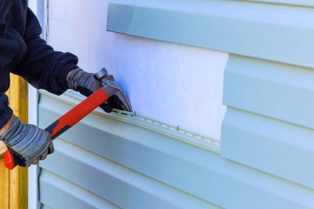 Reliable Emergency Siding Repair contractor in Barnwell, SC by Squared Siding